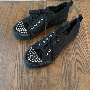 Studded tennis shoes